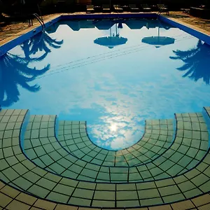 https://kelyfos-hotel.hotelschalkidiki.net
